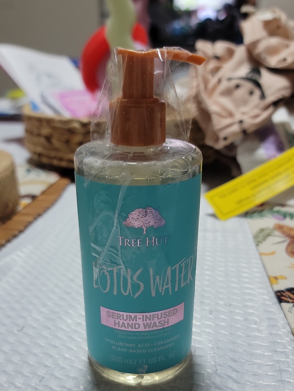 Lotus Water Serum-Infused Hand Wash - Tree Hut
